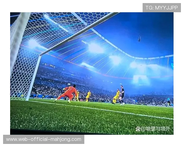 斯特拉斯堡1-2不敌巴黎,杜埃破门难救主 斯特拉斯堡1-2不敌巴黎,杜埃破门难救主